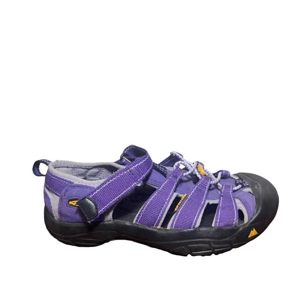 Women’s keen sandals size 6 athletic shoes